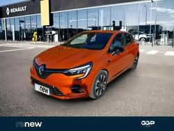 Orange Occasion 2021 Renault Clio V Intens Berline | 15 999 € (Prix juste)
