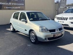 Utilisé 2004 Renault Clio II Citadine | 2 990 € (Prix cher)