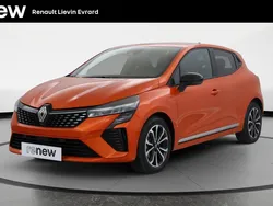 Orange Utilisé 2024 Renault Clio V Techno Citadine | 18 499 € (Prix juste)