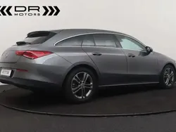 Gris Utilisé 2020 Mercedes CLA180 Business Berline | 19 995 €