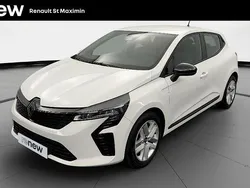 Blanc Utilisé 2024 Renault Clio V Evolution Citadine | 15 490 € (Prix juste)