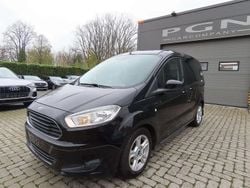 Noir Utilisé 2017 Ford Tourneo Courier Trend Monospace | 3 999 € (Prix juste)
