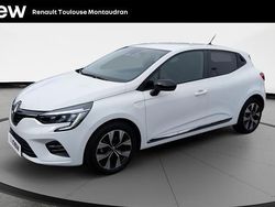 Blanc Utilisé 2023 Renault Clio V Evolution Citadine | 17 490 € (Prix juste)