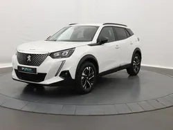 Blanc Utilisé 2022 Peugeot e-2008 SUV | 17 890 € (Bon prix)