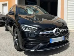 Noir Utilisé 2020 Mercedes GLA200 AMG line SUV | 34 900 € (Prix juste)