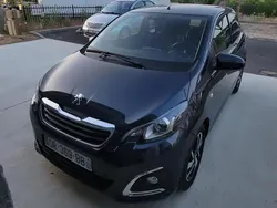 Bleu Utilisé 2015 Peugeot 108 Allure Citadine | 9 500 € (Prix assez cher)