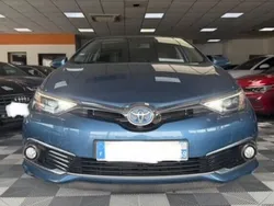 Utilisé 2016 Toyota Auris Hybrid Lounge Berline | 11 990 € (Bon prix)