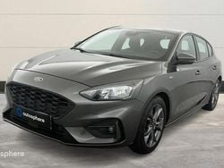 Gris Utilisé 2019 Ford Focus ST-Line Berline | 15 999 € (Prix juste)