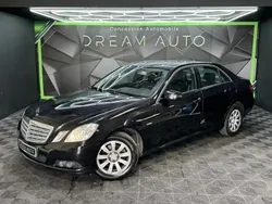 Noir Utilisé 2010 Mercedes E200 Classic Berline | 9 990 €