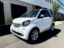 Blanc Utilisé 2017 Smart ForTwo Electric Drive Passion Coupé | 8 990 € (Prix juste)