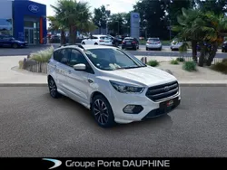 Blanc Utilisé 2019 Ford Kuga ST-Line SUV | 20 990 € (Prix juste)