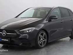 Noir Utilisé 2020 Mercedes 180 AMG line Berline | 26 799 € (Bon prix)