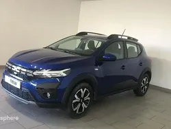 Bleu Utilisé 2024 Dacia Sandero Expression Citadine | 15 999 € (Prix juste)