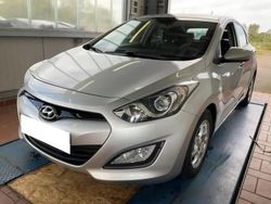 Gris Utilisé 2012 Hyundai i30 Berline | 7 990 €