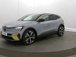 Gris Utilisé 2022 Renault Mégane Iconic Berline | 26 490 € (Prix juste)