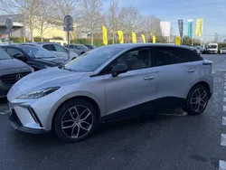 Utilisé 2024 MG MG4 EV Luxury Citadine | 28 599 € (Prix juste)
