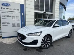 Rouge Utilisé 2024 Ford Focus Business Edition | 21 599 € (Prix juste)