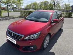 Rouge ultimate Utilisé 2020 Peugeot 308 Allure Break | 14 999 € (Prix juste)