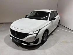 Blanc Utilisé 2022 Peugeot 308 Active Berline | 16 990 € (Super prix)