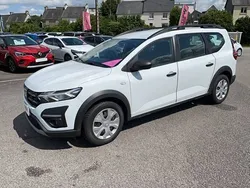 Blanc Utilisé 2022 Dacia Jogger Essentiel | 17 490 € (Prix juste)