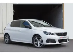 Blanc Utilisé 2018 Peugeot 308 GT-line Berline | 14 990 € (Prix assez cher)