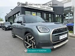 Gris Nouvelle 2024 Mini Countryman Favoured SUV | 47 910 € (Prix juste)