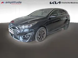 Noir Utilisé 2023 Kia Ceed GT GT-Line | 26 699 € (Prix juste)