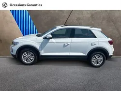 Utilisé 2023 VW T-Roc Life SUV | 23 889 € (Prix juste)