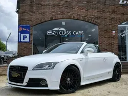 Blanc Utilisé 2012 Audi TT Roadster Ambition Cabriolet | 11 990 €