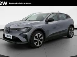 Gris Utilisé 2023 Renault Mégane Evolution Berline | 24 990 € (Prix juste)