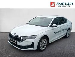 Blanc Utilisé 2024 Skoda Octavia Selection | 28 100 € (Bon prix)