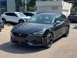 Noir minuit métallisé Nouvelle 2025 Cupra Leon Break | 36 990 € (Prix cher)