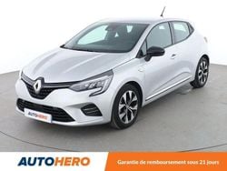 Gris Utilisé 2022 Renault Clio V LIMITED Citadine | 16 590 € (Prix juste)