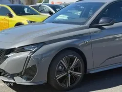 Gris Utilisé 2025 Peugeot 308 GT Break | 32 390 € (Prix assez cher)