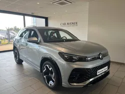 Argent dolomite métallisée Utilisé 2025 VW Tiguan R-line SUV | 49 990 €