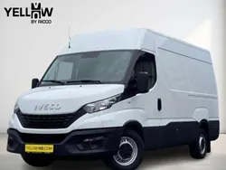 Blanc Utilisé 2022 Iveco Daily Van | 23 825 €
