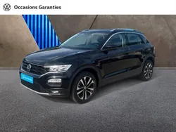 Noir intense nacrée Utilisé 2020 VW T-Roc LOUNGE SUV | 18 490 € (Prix juste)