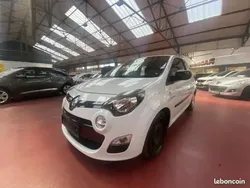 Blanc Utilisé 2013 Renault Twingo Dynamique Citadine | 5 300 € (Prix assez cher)