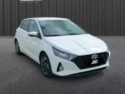Blanc Utilisé 2020 Hyundai i20 Berline | 14 990 € (Prix juste)