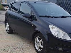 Utilisé 2006 Opel Corsa Edition Berline | 1 800 € (Prix cher)