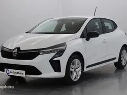 Blanc glacier Utilisé 2024 Renault Clio V Evolution Berline | 16 799 € (Prix juste)