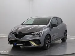 Gris Utilisé 2022 Renault Clio V Engineered Berline | 19 799 € (Prix assez cher)