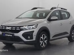 Gris Utilisé 2024 Dacia Sandero Expression Citadine | 16 799 € (Prix juste)
