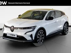 Blanc Utilisé 2022 Renault Mégane Evolution Berline | 24 590 € (Prix juste)