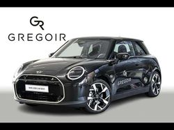 Noir Nouvelle 2024 Mini Cooper SE Favoured Citadine | 33 450 € (Prix juste)