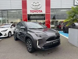 Utilisé 2022 Toyota Yaris Hybrid Design | 22 990 € (Prix juste)