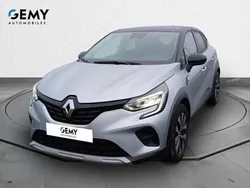 Noir Utilisé 2024 Renault Captur Evolution SUV | 23 599 € (Prix juste)