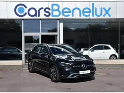 Noir Utilisé 2024 Mercedes GLA180 Luxury SUV | 35 990 € (Prix juste)