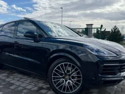 Utilisé 2019 Porsche Cayenne SUV | 79 990 € (Prix cher)