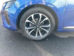 Bleu Utilisé 2023 Renault Clio V Techno | 16 989 € (Prix juste)
